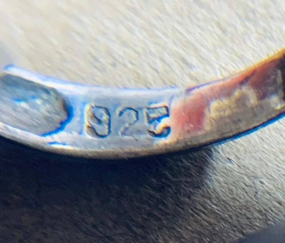 925 Silver ring 2 gems size 6